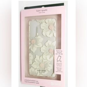 Kate Spade Samsung Galaxy S21‎ FE 5G Defensive Hardshell Case - Hollyhock Floral